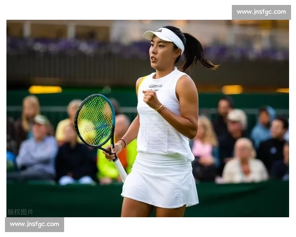 王蔷对决斯蒂芬斯硬地焦点战实力与心态全面较量看点解析与胜负悬念